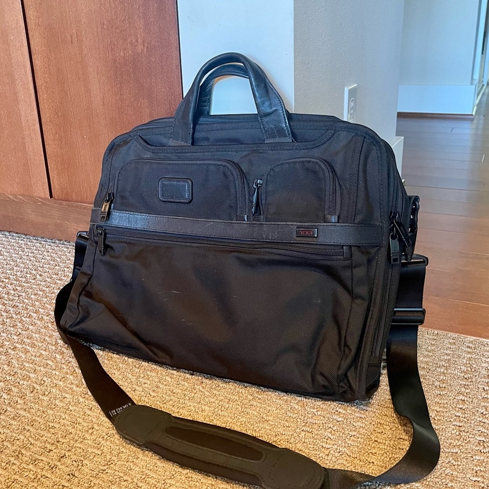 TUMI briefcase black